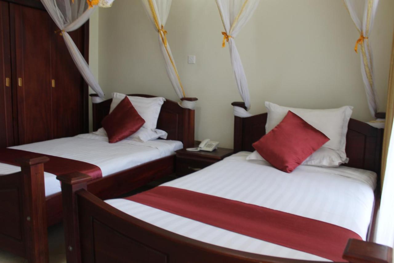 Ss Hotel คัมพาลา ภายนอก รูปภาพ